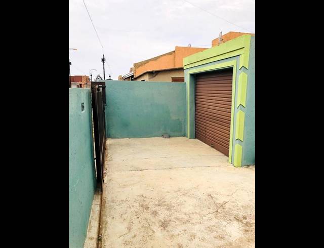 1 BEDROOM HOUSE FOR SALE IN MEADOWLANDS